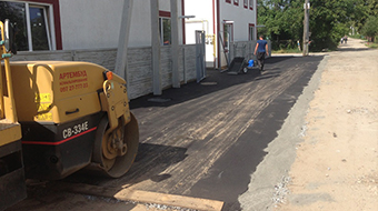 Укладання асфальту в Боярці